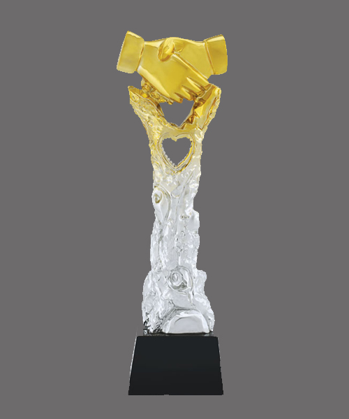 Crystal Trophy Manufacturers in Noida