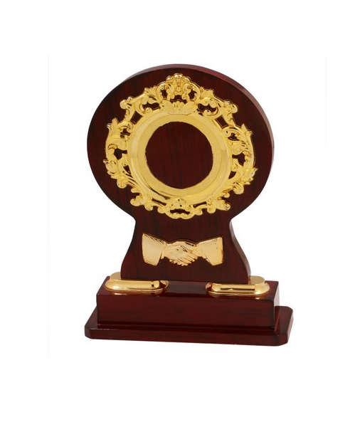 Wooden Trophy in Ahmedabad