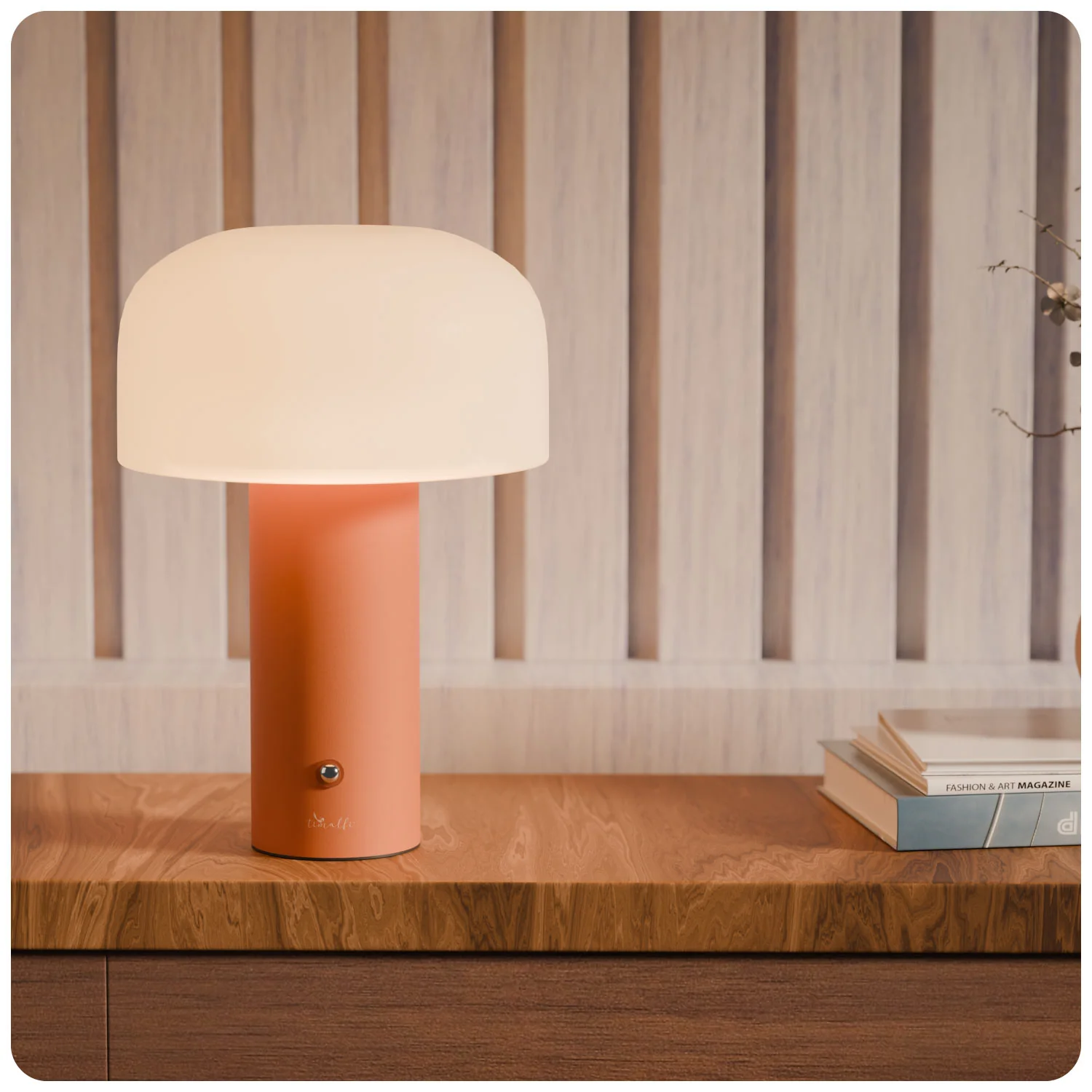 timalfi-table-lamp-for-home-decoration-metal-bedside-lamp-for-bedroom-1500x1500_1