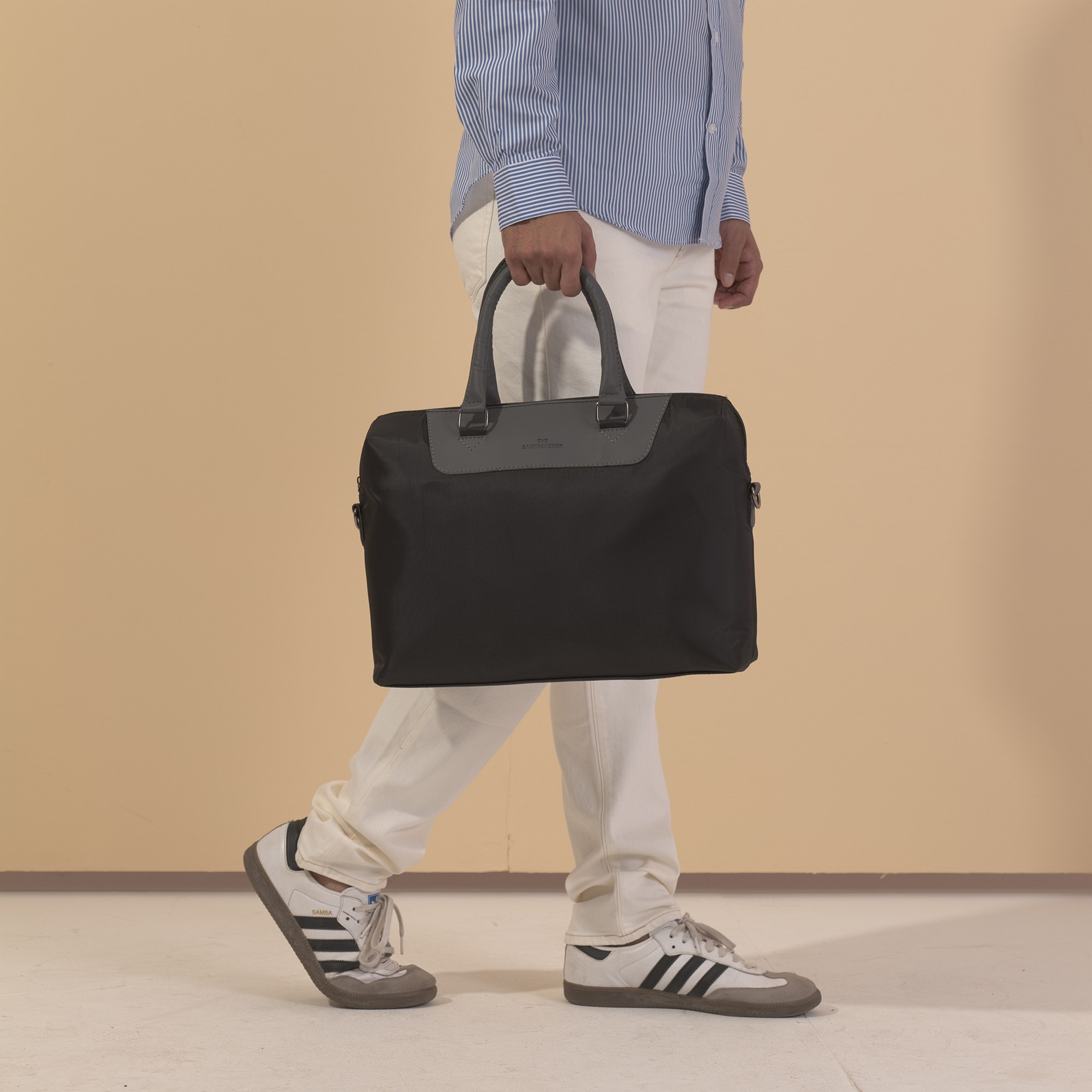 The Backbenchers Austin Laptop Bag | Travel Bag in Gurgaon The Backbenchers Austin Laptop Bag | Travel Bag in Gurgaon