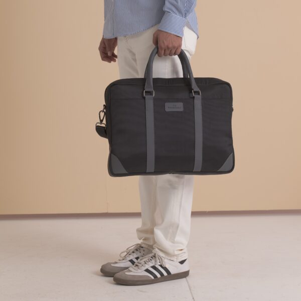 The Backbenchers Texas Laptop Bag | Travel Bag in Delhi